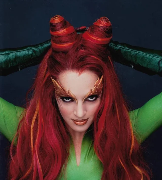 ComplexPop's tweet photo. Uma Thurman as Poison Ivy 📸 https://t.co/VZefIAFUos
