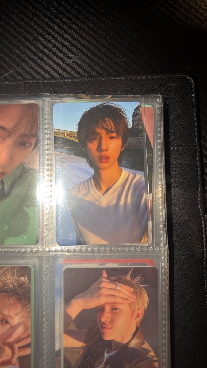 juhoonffx's tweet photo. i finally have my hands on this photocard https://t.co/fEbq0UqBZW