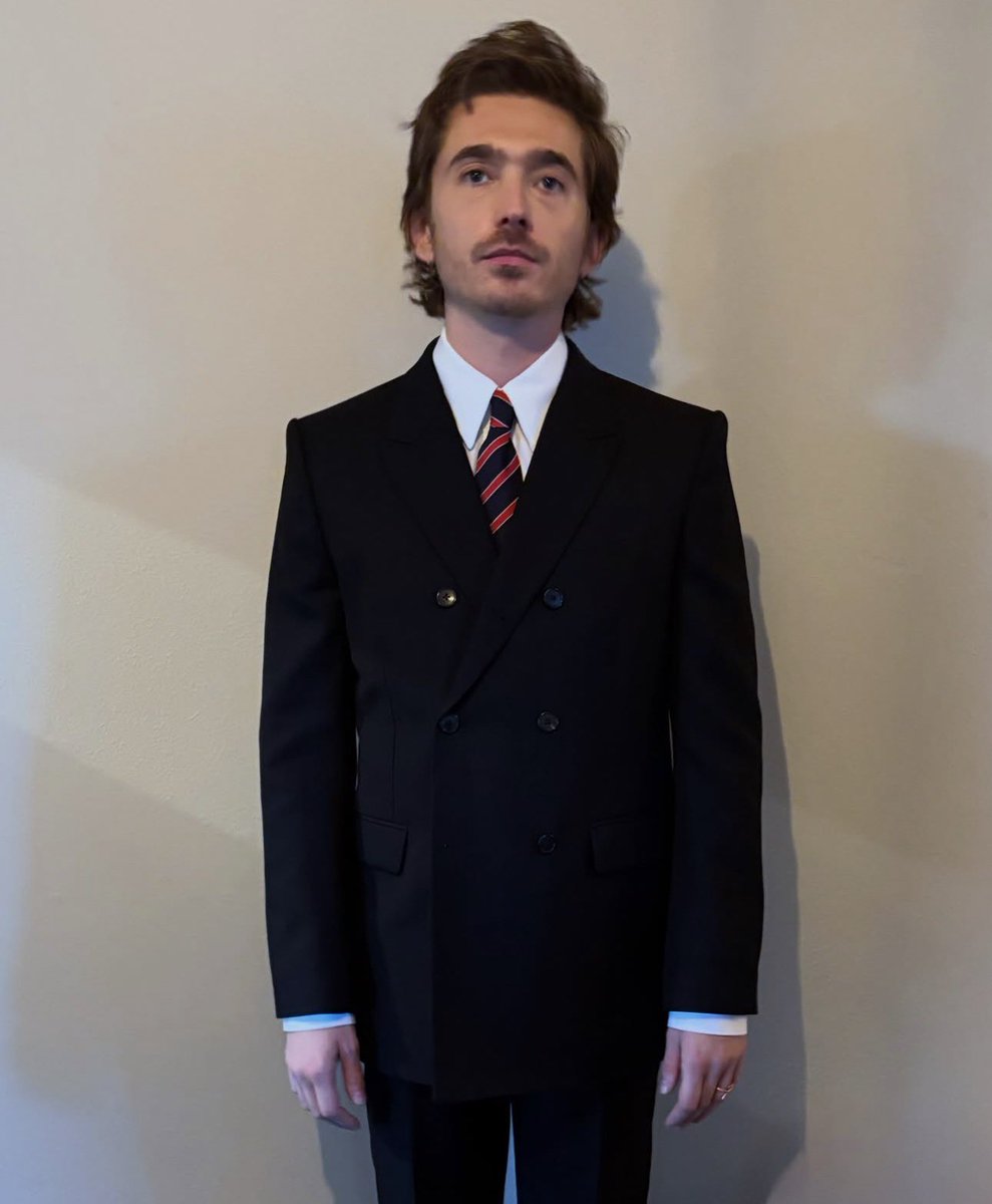 b0netemple's tweet photo. Everytime I close my eyes I see this fuckass picture of Austin abrams https://t.co/sOD1TIc6xq