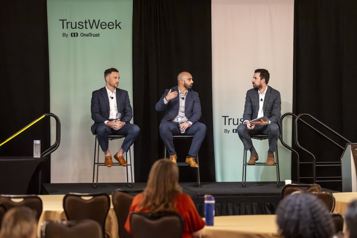 OneTrust's tweet photo. AI is making technology risk increasingly connected.

@Workday shared how its teams bring cyber, third-party, compliance, and operational risk together to turn broader visibility into clearer priorities.

#TrustWeek https://t.co/vSlQaCvqaa