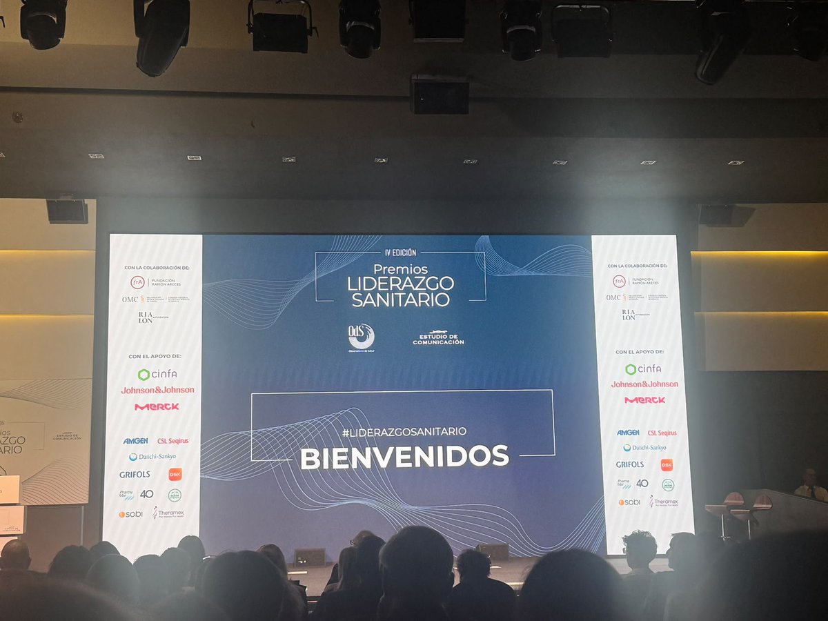 C_OrejaGuevara's tweet photo. Un honor haber recibido el Premio Liderazgo Sanitario 2026 en #Neurología categoría de Liderazgo Clínico !!!! 🔝
Este premio se lo dedico a las personas con #esclerosismultiple , a sus familiares y a las asociaciones de pacientes : @aedemesclerosis @aelem_2009 @esclerosiseme https://t.co/Tyyr0dDpSi