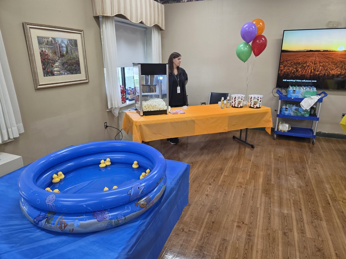 SouthMountainRC's tweet photo. We held our 3rd Annual Great @SouthMountainRC Carnival! Residents and staff enjoyed games and carnival treats like cotton candy, popcorn, and hotdogs! 🌭🍿🎟️
#SouthMountainRehabCenter #Carnival #HotDogs #Popcorn #CottonCandy #Games #Fun https://t.co/RpbHTR4Nwg