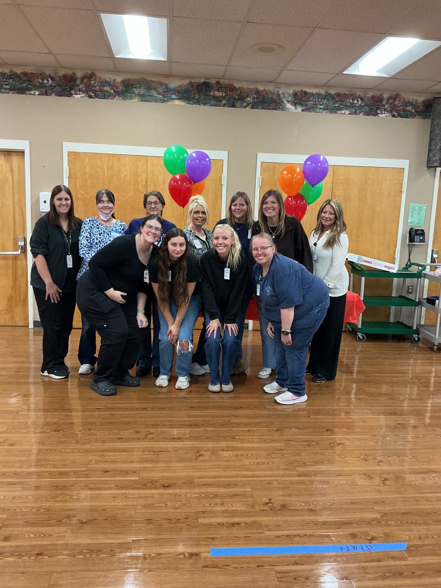 SouthMountainRC's tweet photo. We held our 3rd Annual Great @SouthMountainRC Carnival! Residents and staff enjoyed games and carnival treats like cotton candy, popcorn, and hotdogs! 🌭🍿🎟️
#SouthMountainRehabCenter #Carnival #HotDogs #Popcorn #CottonCandy #Games #Fun https://t.co/RpbHTR4Nwg
