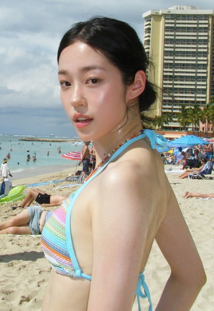 pourlesjolies's tweet photo. roh yoon seo https://t.co/Atqs8jrqk6