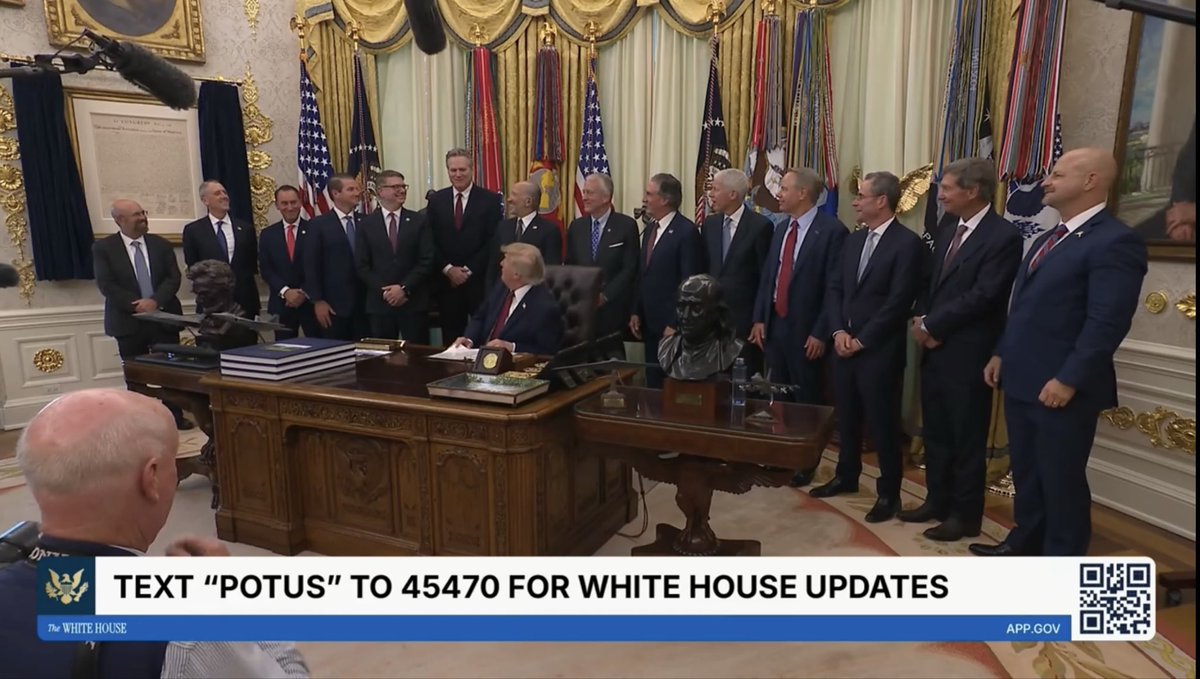 ChairWarfield's tweet photo. Team Alaska! Thank you @POTUS, @GovDunleavy, @DanSullivan_AK, and @NickforAlaska! It is time to build the line. Let’s go! #OBBGL https://t.co/iLF1oR3ZpT