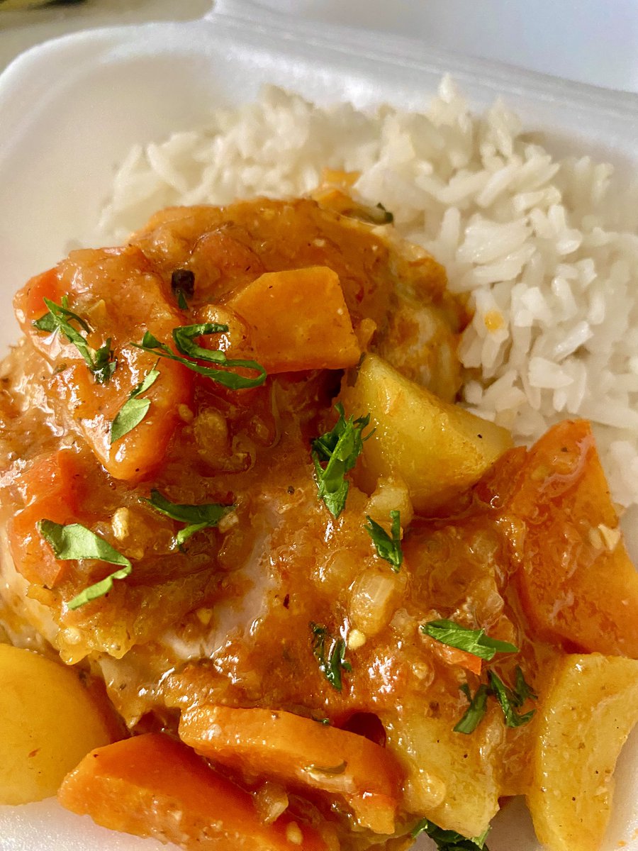 TheCholoPower's tweet photo. Estofado de pollo. https://t.co/FI6RAfXQkh