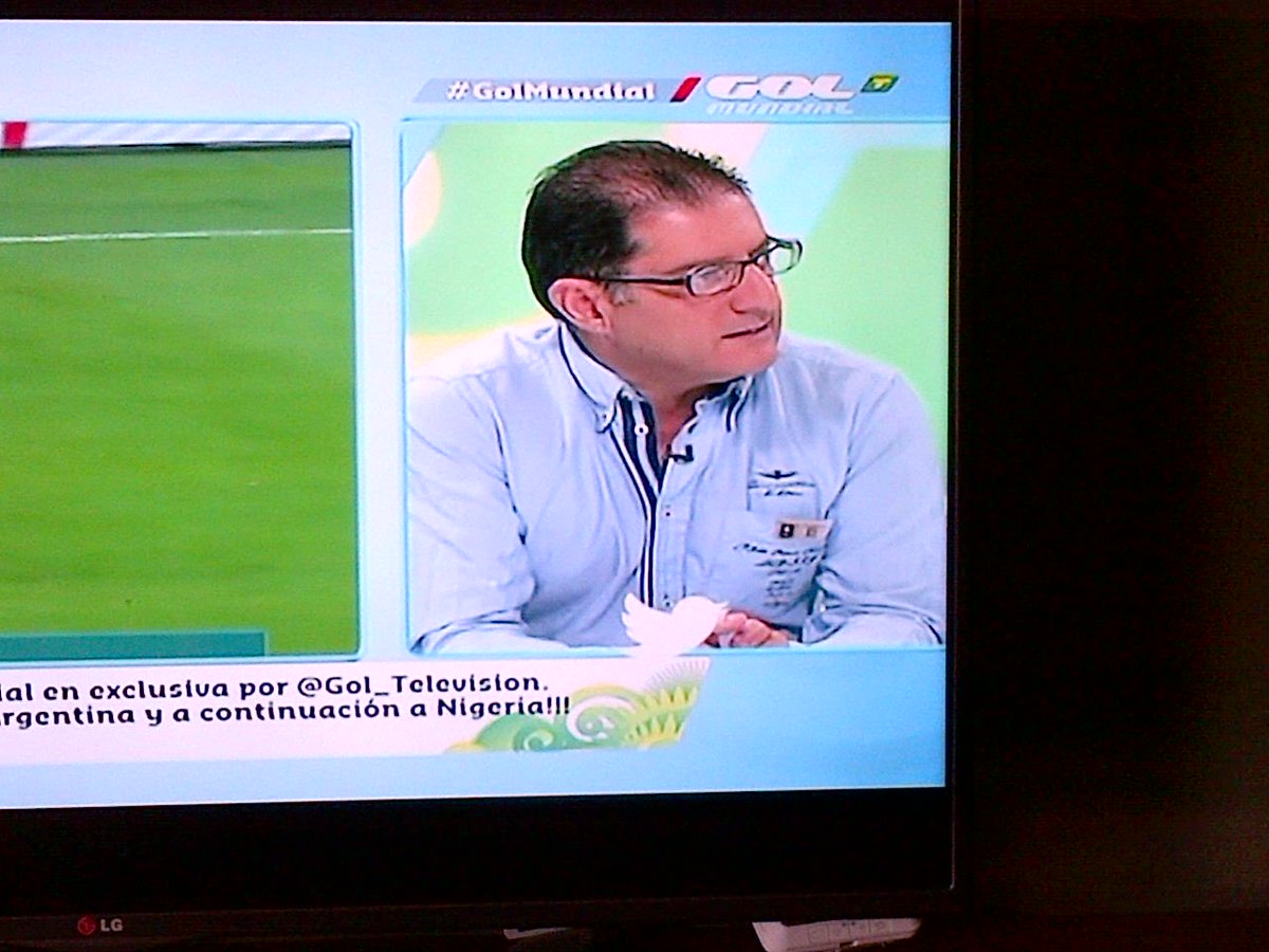 jmolivan's tweet photo. Un recuerdo para todos los compañeros y amigos q desfilaron por GOL TV, donde tuvimos la oportunidad de hablar de fútbol con libertad y sin extremismos. Hoy el canal desaparece!  Abrazo para todos y gracias por la confianza. https://t.co/l0qqtOqpLg