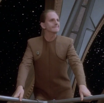 JanelleWaz's tweet photo. Odo after Eddington defected to the Maquis after being stationed on DS9 because Starfleet didn't trust Odo.
VS.
Starfleet after Odo had a fling with the Female Changeling and compromised the Federation in the Dominion War.
#StarTrek #StarTrekDS9 https://t.co/fsSifTpKlf