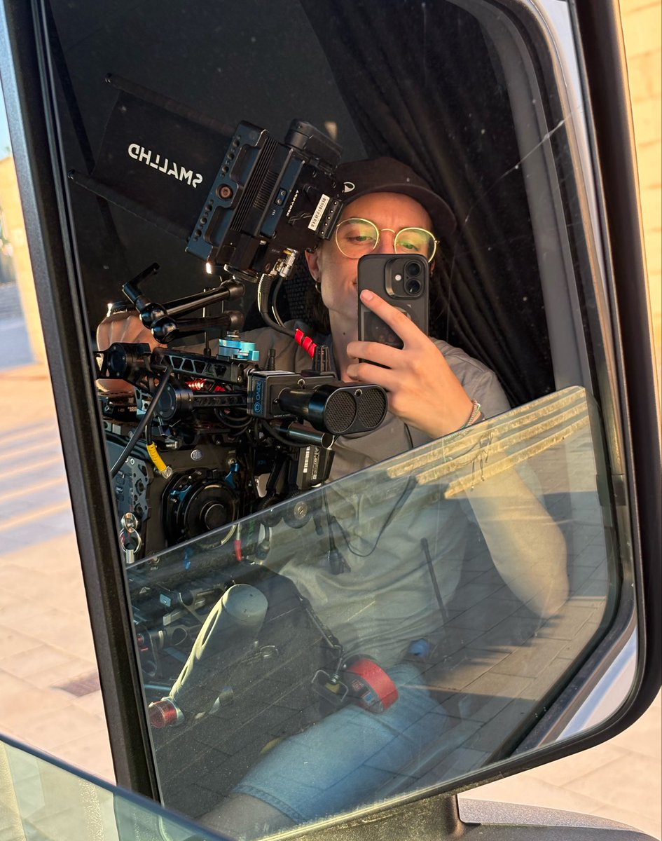paulaboti's tweet photo. Lately, my days have been looking more like this 🎬 more shooting and less building.

At work, people also talk a lot about how AI is going to replace us. Do you think AI will eventually make entire movies, or will filmmaking continue to look more or less the way it does today? https://t.co/kuZ8gPXTI6