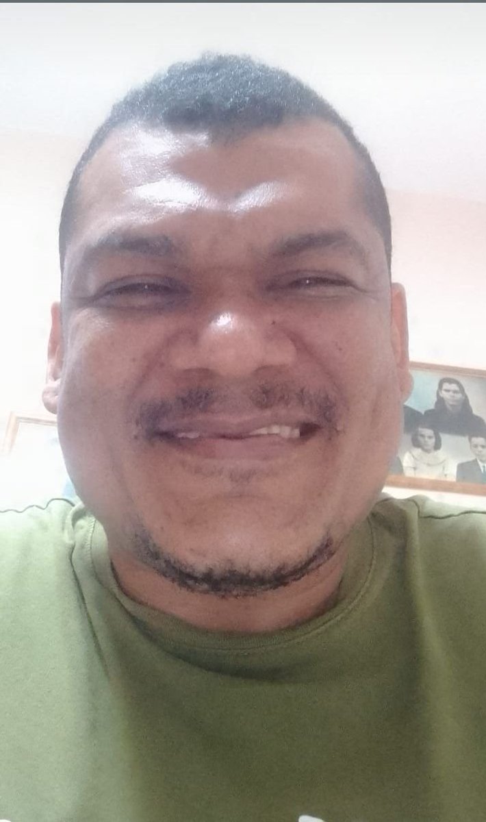 SosaAndri's tweet photo. El día de la ira de Jehová.
Extenderé mi mano sobre Judá, y sobre todos los habitantes de Jerusalén, y exterminaré de este lugar los restos de Baal, y el nombre de los ministros idólatras con sus sacerdotes; Sofonías 1:4 https://t.co/VCVMHN9lnM