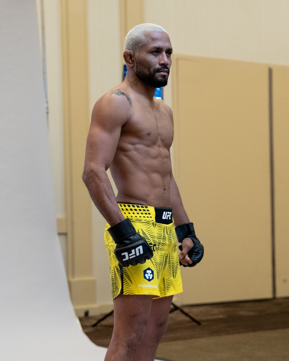 Veteran presence 👊

Nothing new for @​Daico_Deiveson ahead of #UFC332!

[ OCT 3 | LIVE at 8pmET on @​ParamountPlus and @​CBS ] 
 [📷](https://pbs.twimg.com/med