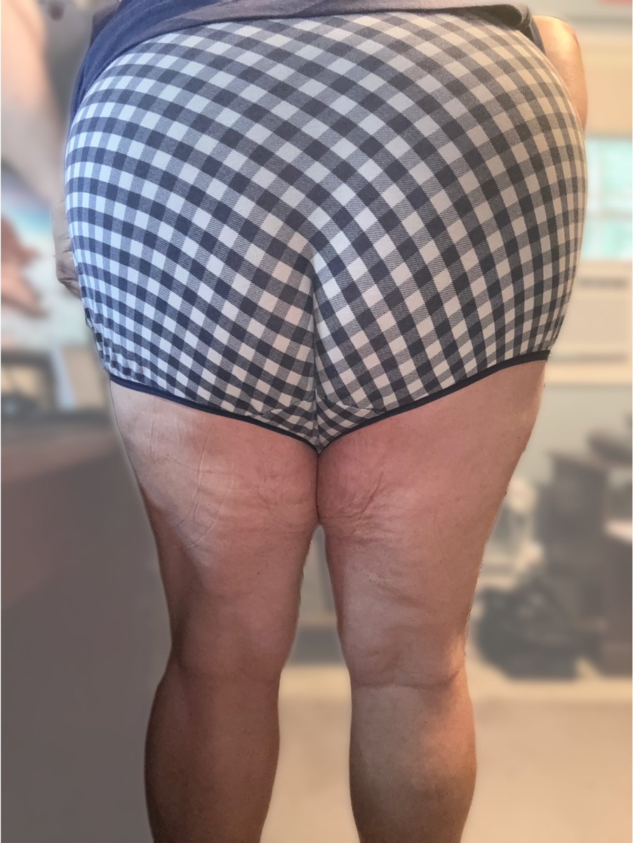 SPantricia's tweet photo. Panty check for Mistress Shelby @Shelbysissy4u.  Your humble sissy is wearing a blue plaid number today which matches her dress and heels. https://t.co/TPmq9YZxvn