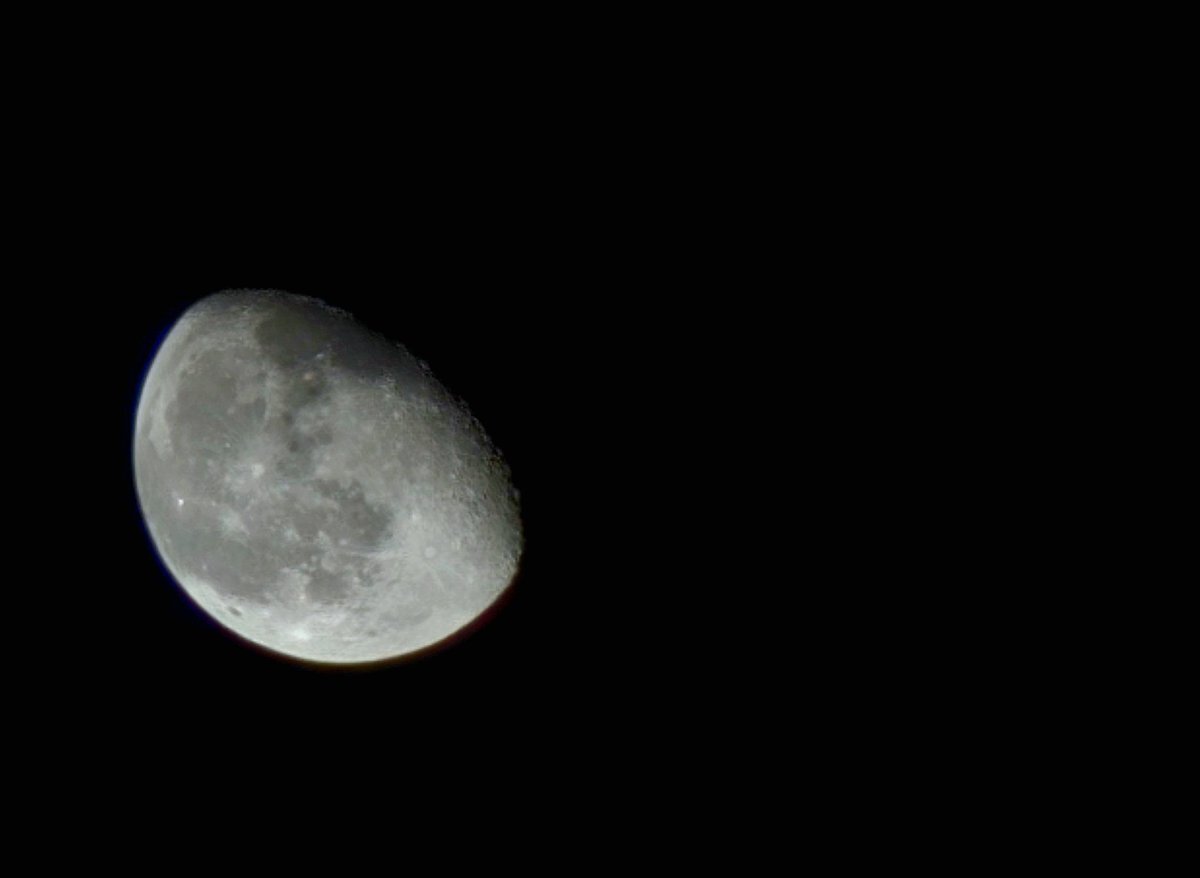 BlueAcc0unt's tweet photo. Moon &amp; Pleiades
coupling https://t.co/9W6xDv2yHk