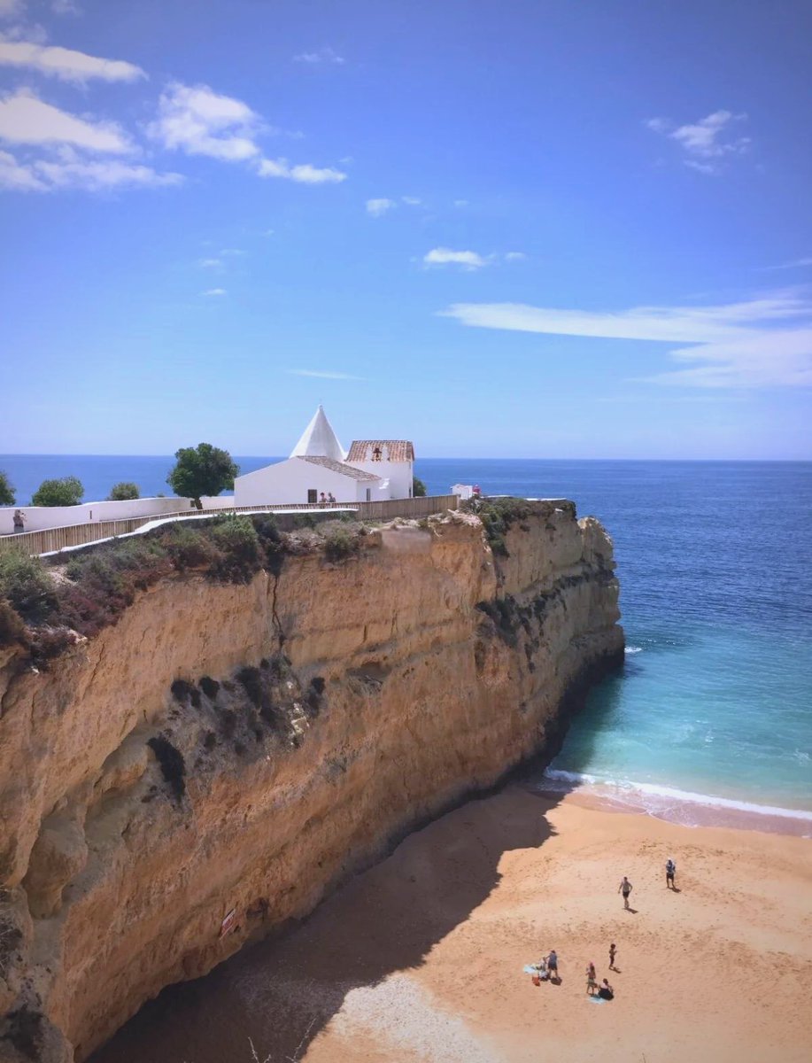 ShalandaCijnu's tweet photo. Spent the morning hiking along coastal trails in Portugal—cliffside views, salty breeze, and the best fresh seafood lunch in a tiny seaside village. Pure magic right here! https://t.co/1jHLgDLcPi