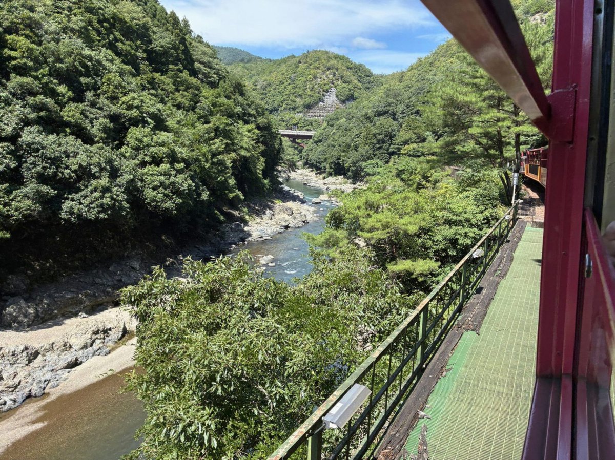 Pranav5725's tweet photo. 鉄鍋のジャン(アニメ)友人に勧められて見たけどおもろくて2回見た
3回目に突入するかもしれない
2期早く見れないかなぁ https://t.co/V4uYs11Q38