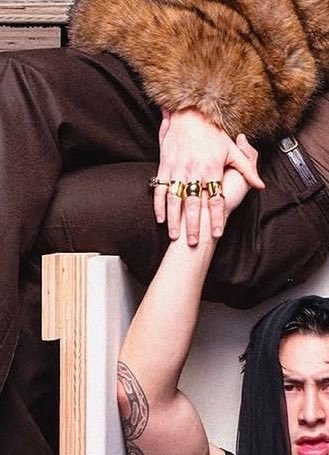 otbperrie's tweet photo. yeah. https://t.co/iV5khO0KTS