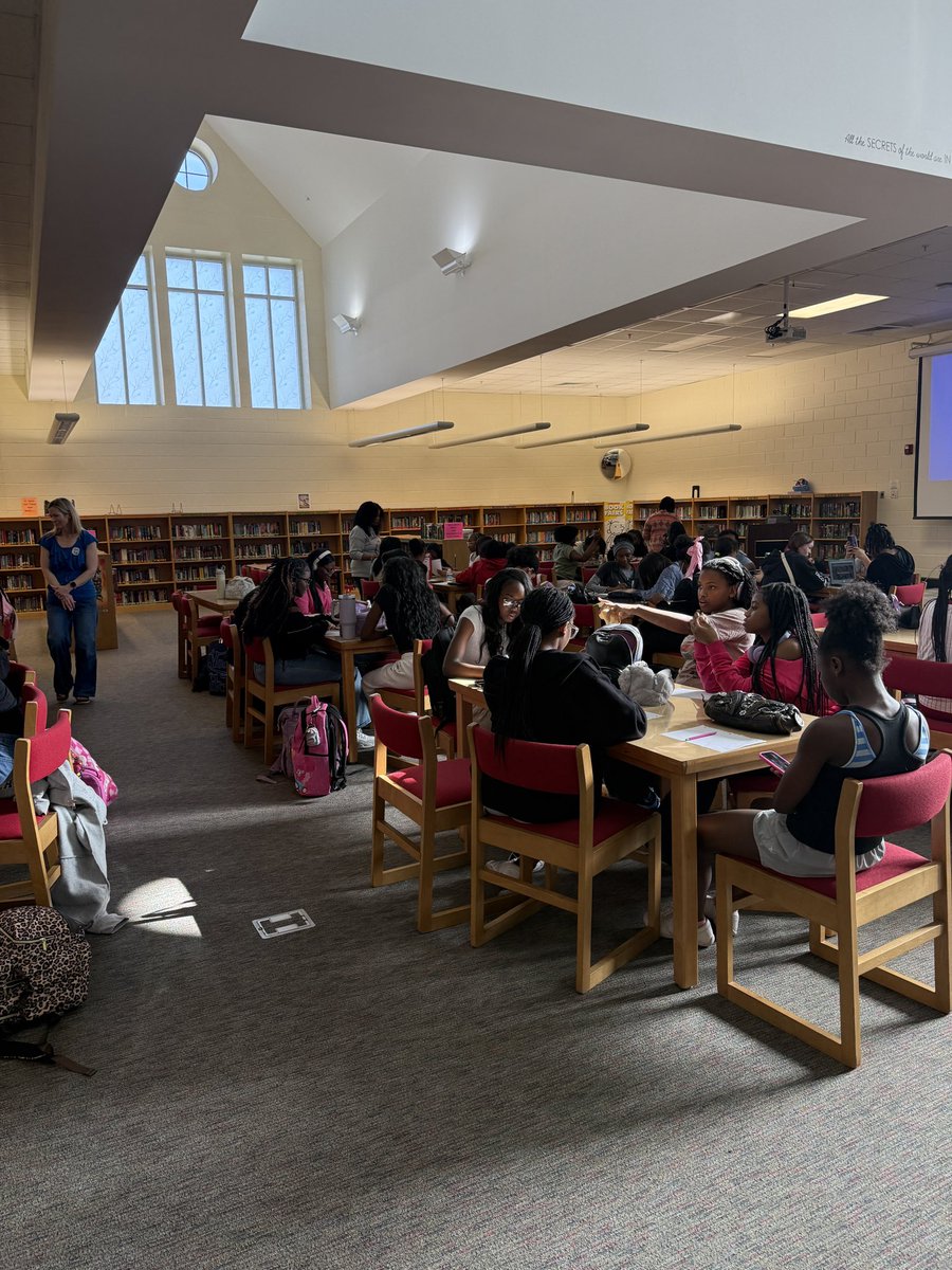 ahdee315's tweet photo. Empowering our Ladies of Excellence! @WMSHCS ✨💪🏾 Creating space to build confidence, discover their strengths & remind each young woman that her voice, dreams & presence matter. 💕✨ #LadiesOfExcellence #YouBelong #WolfPackPride #Empowerment https://t.co/30Y6nfYyGT