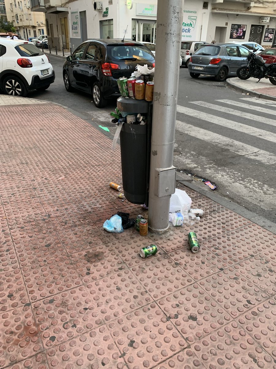 YououttaknowR's tweet photo. @101tvMalaga Los barrios, ¡mejor que nunca! https://t.co/avTdC1IuTG