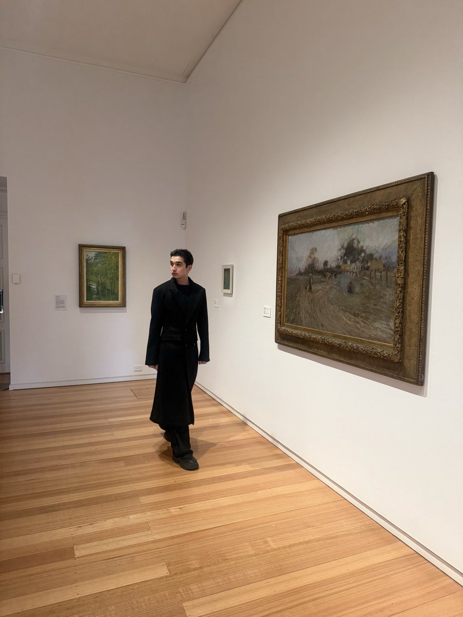 alisfano's tweet photo. Salom guys, I’m Isfandiyor-Alisfano online, Dior at uni. 
20, Uzbek yigit living in Melbourne. Liberal, progressive & a human rights defender, also has run environmental projects. My goal is to build a stronger Uzbek  community diaspora across Australia and to launch new projects supporting Uzbekistan’s sustainable development and contributing to the Sustainable Development Goals. Lets get in touch in comments.