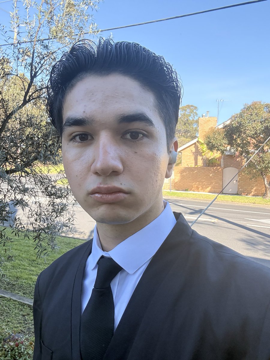 alisfano's tweet photo. Salom guys, I’m Isfandiyor-Alisfano online, Dior at uni. 
20, Uzbek yigit living in Melbourne. Liberal, progressive & a human rights defender, also has run environmental projects. My goal is to build a stronger Uzbek  community diaspora across Australia and to launch new projects supporting Uzbekistan’s sustainable development and contributing to the Sustainable Development Goals. Lets get in touch in comments.