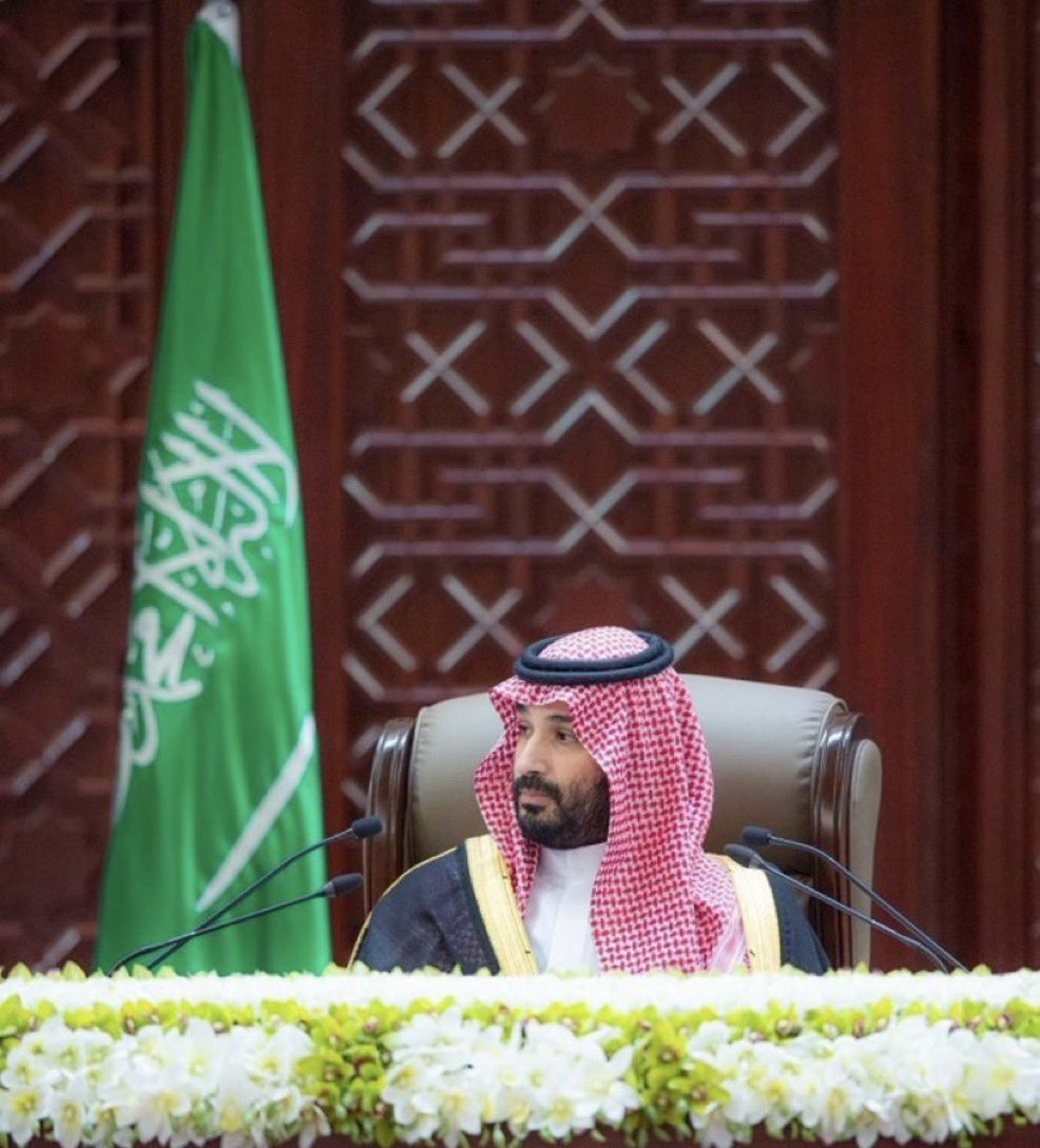 artabon_sa's tweet photo. إني داعٍ فأمّنوا:

اللهم احفظه لنا و اعنه و سدد خطاه و أعزه و أعزنا به و انصره على من عاداه يا رب العالمين 🇸🇦 https://t.co/dEHc7bxRBz