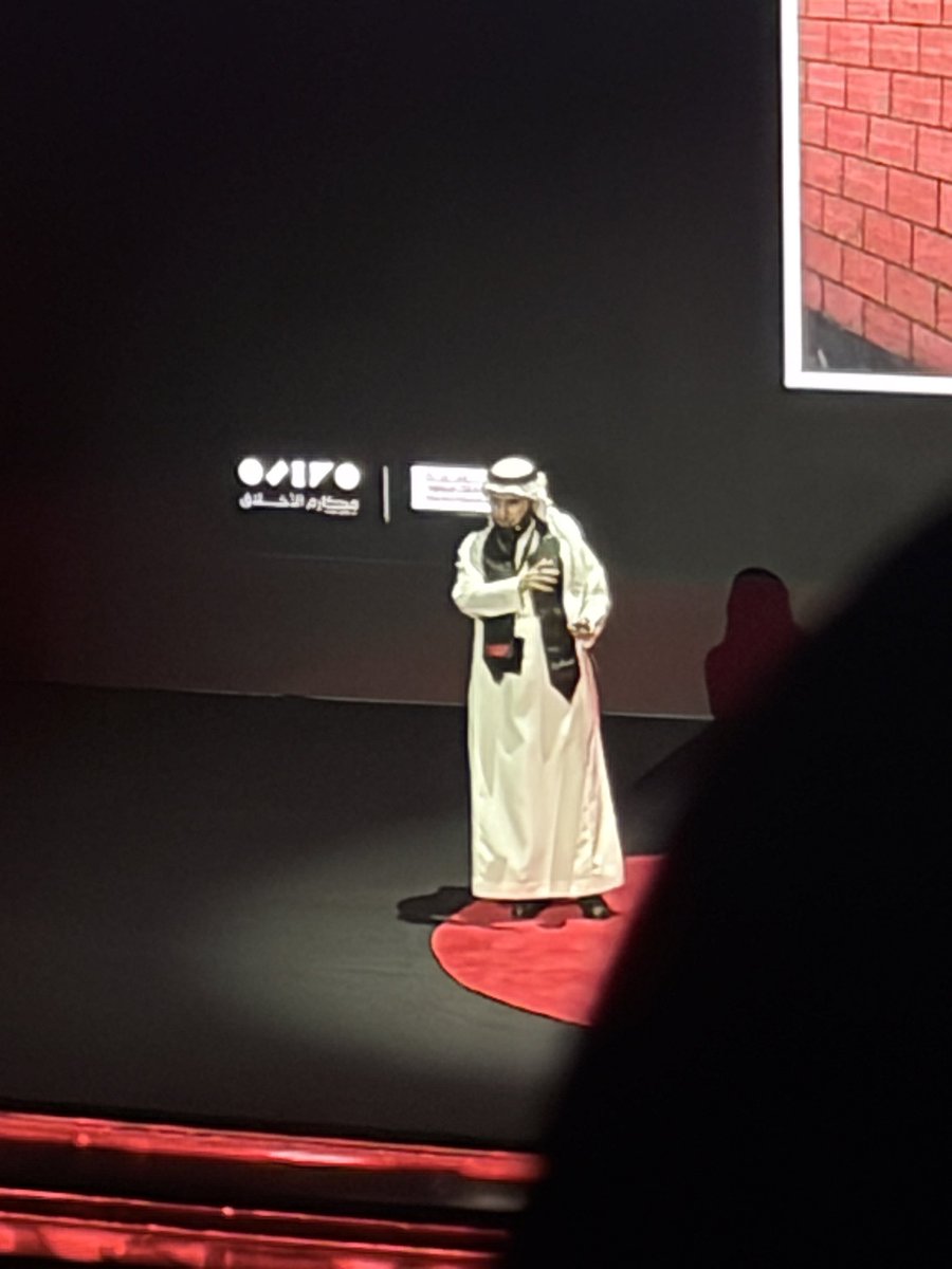 Ajj_021's tweet photo. TEDx https://t.co/cZ7UBzH6sf