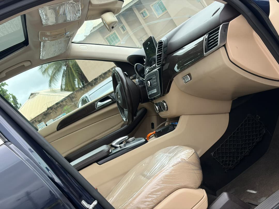 topcars_abuja's tweet photo. Give me 29M for this foreign used GLE350 2017 model https://t.co/nrOcm3ltIQ