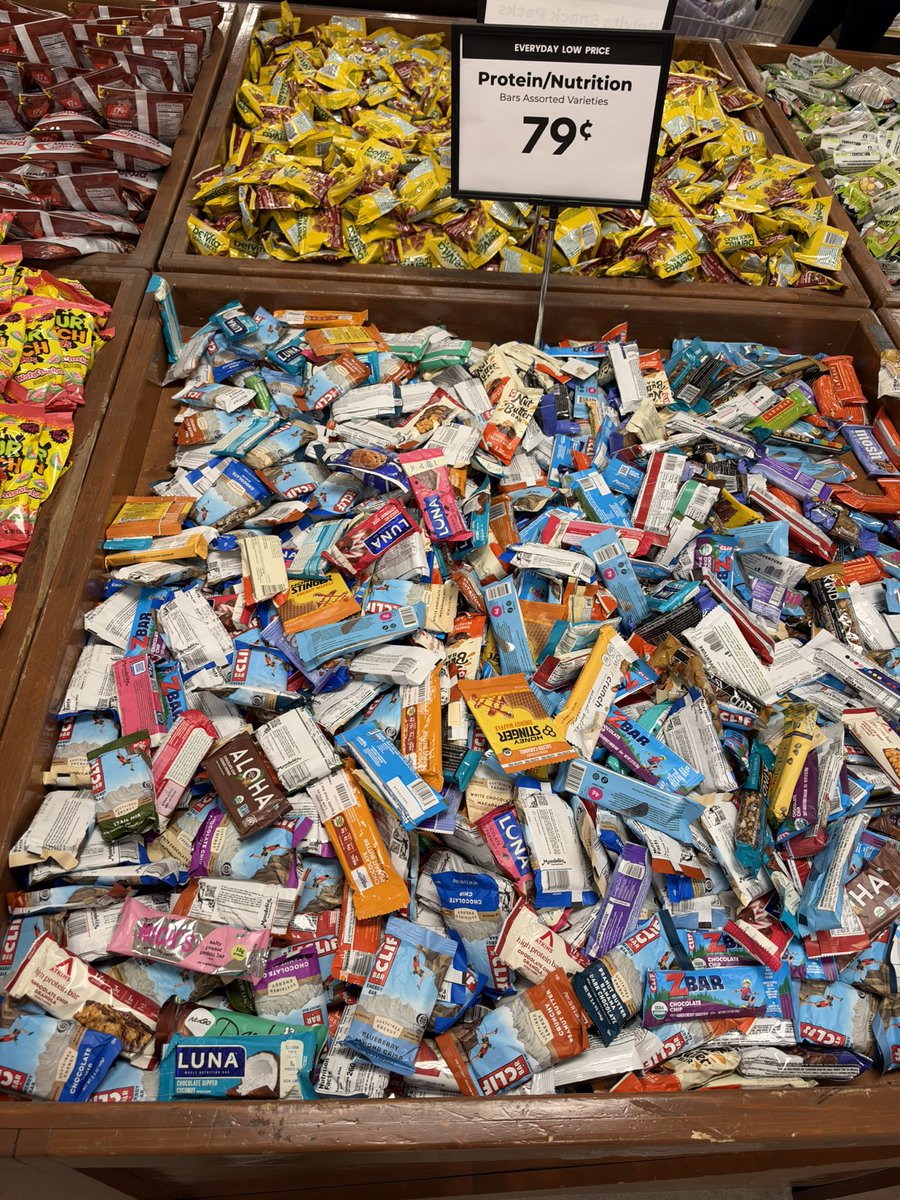 mil000's tweet photo. went to this clearance grocer in Mesa AZ, genuinely one of the most fun stores I’ve ever been to, every failed product is here at 75% off https://t.co/AP7VyXPACH