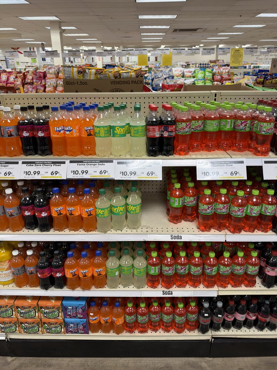mil000's tweet photo. went to this clearance grocer in Mesa AZ, genuinely one of the most fun stores I’ve ever been to, every failed product is here at 75% off https://t.co/AP7VyXPACH