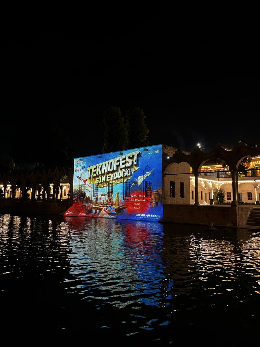 zehraerca's tweet photo. #TeknofestGüneydoğu  ✌🏼✌🏼 https://t.co/KzF9BiZcrf