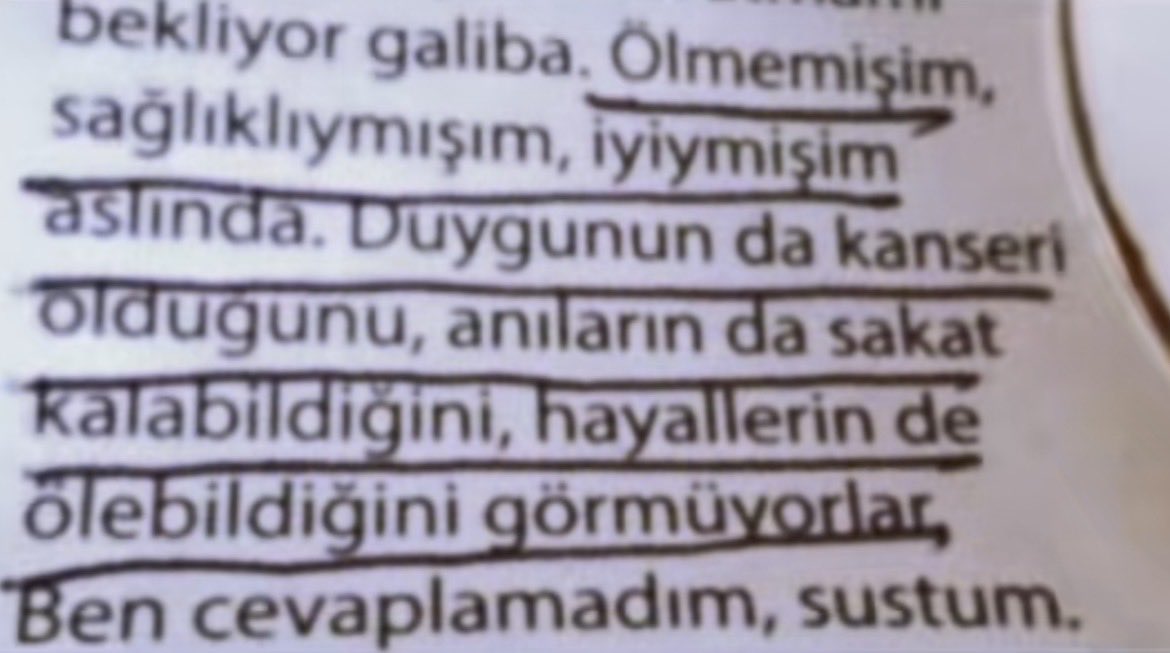 ririismm's tweet photo. iyi geceler https://t.co/76OZf4jG1J