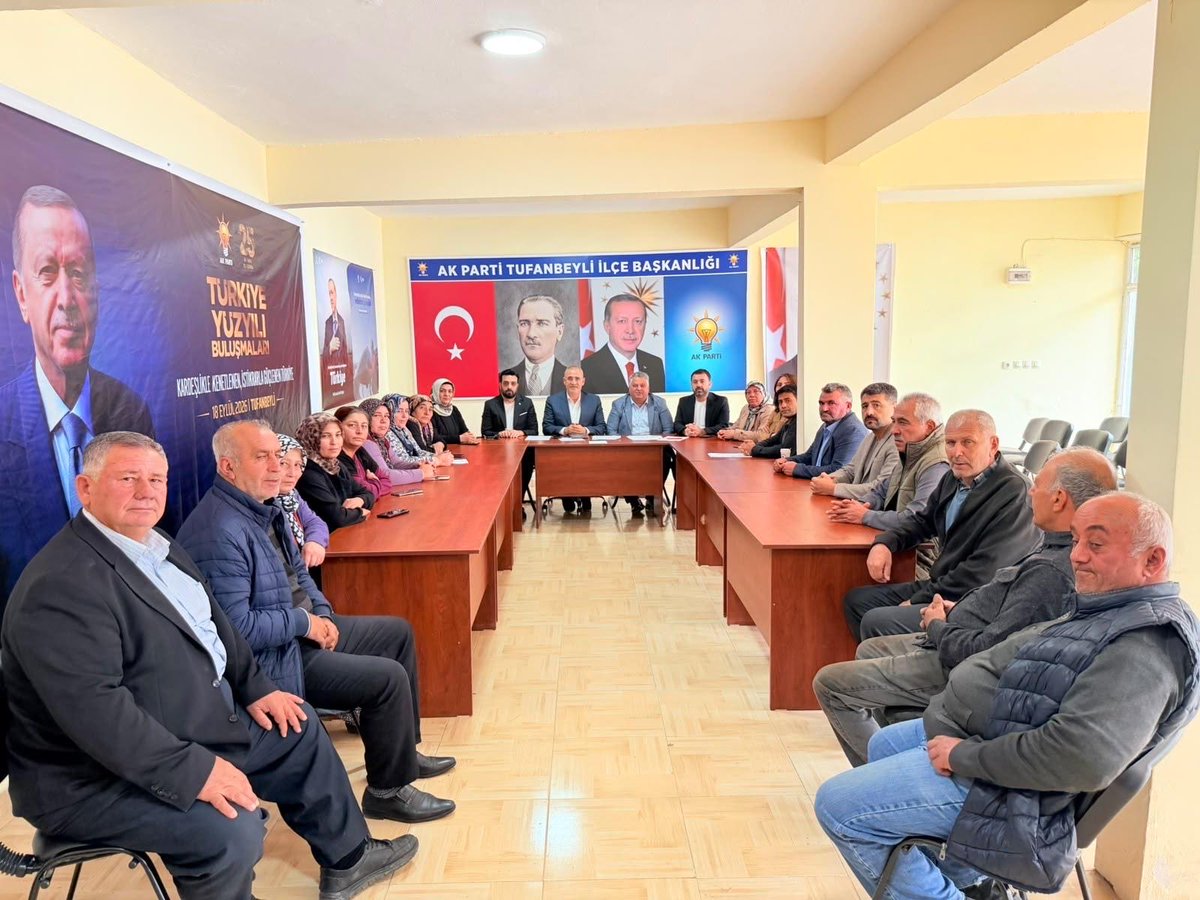 Kenanozbey0's tweet photo. Tufanbeyli ilçemizde üç kademe teşkilat başkanlarımız ve başkan yardımcılarımızla; İl Teşkilat Başkanımız Sayın @kasimpamuk başkanlığında, İl Teşkilat Başkan Yardımcımız Sayın @omercelikm katılımıyla mahalle başkanlarımız ve sandık çalışmalarımız üzerine istişare toplantısı gerçekleştirdik.

Ardından İlçe Başkanımız Sayın @kenanbirgin başkanlığında ilçe toplantımızı yaptık. Toplantılarımızın hayırlara vesile olmasını diliyorum.