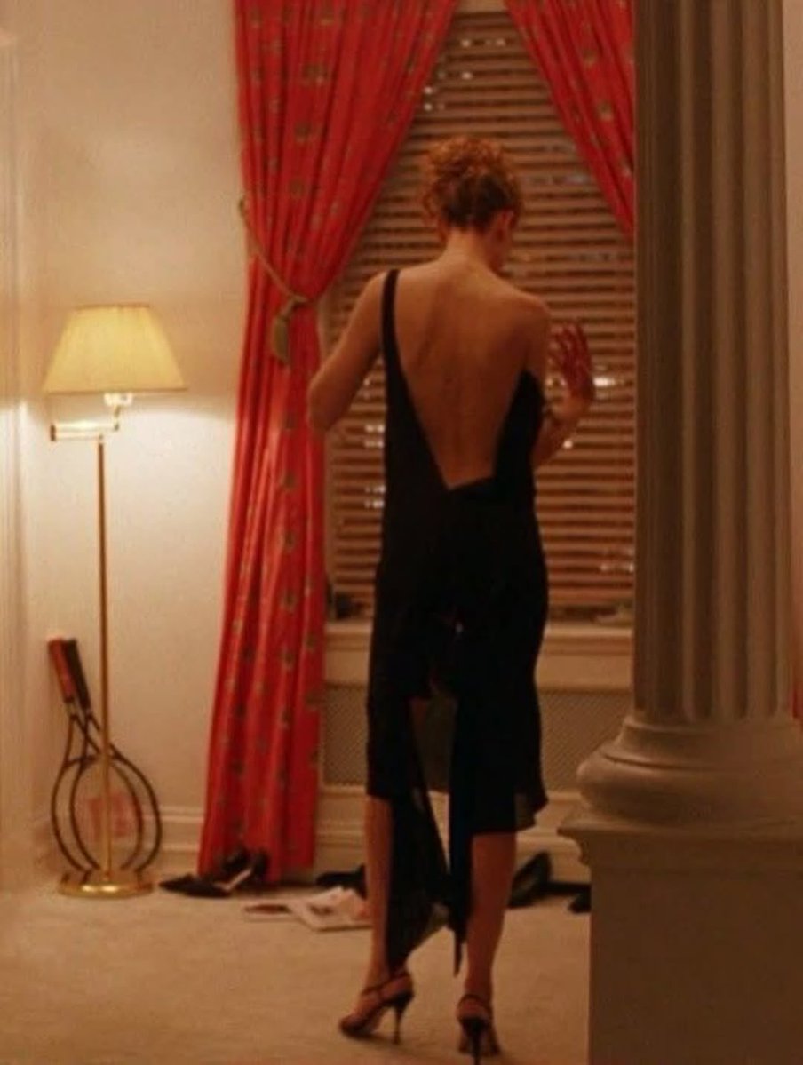 AlbumAura's tweet photo. Nicole Kidman in 'Eyes Wide Shut' directed by Stanley Kubrick ~1999 https://t.co/f2VQYHc4xe