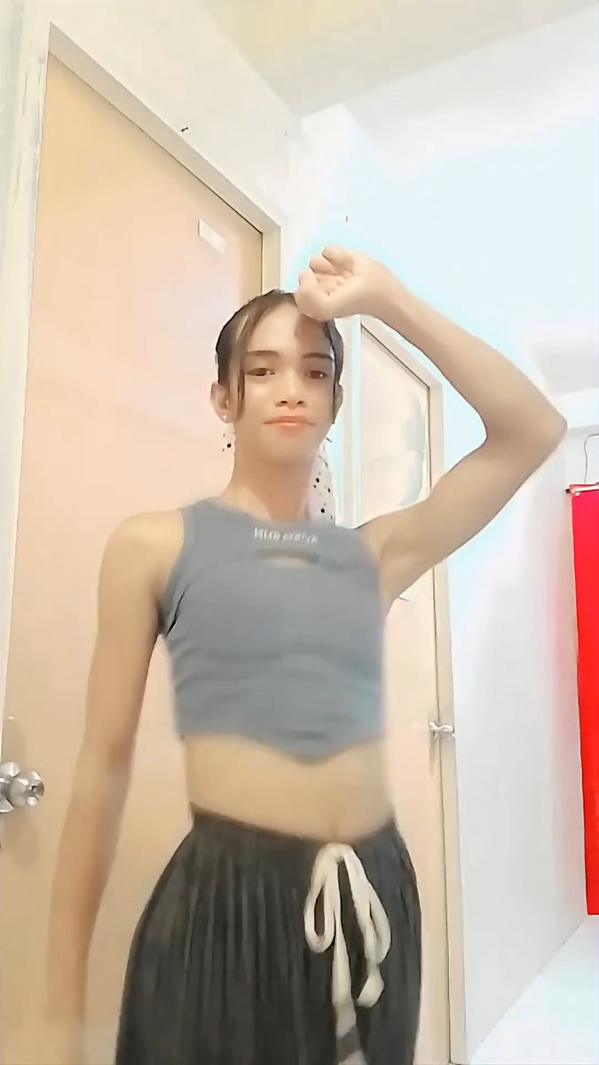 ellyy5gll's tweet photo. Dancing in Cebu 🇵🇭 Philippine Ladyboy https://t.co/lmEPoj9zu8 via @YouTube https://t.co/nF9MiHzj0Y