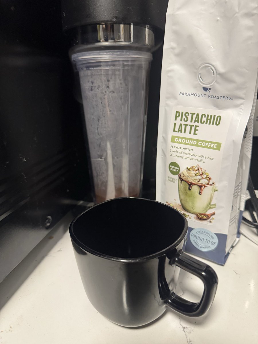 bright1eeep's tweet photo. Try This Paramount Roasters Pistachio Latte Ground Coffee.

☕ Flavor: Pistachio latte with a creamy, sweet vanilla note.
🌰 Taste: Pistachio + creamy artisan vanilla flavor.
🔥 Roast: Medium roast.#CoffeeBreak 
So it’s essentially regular medium-roast coffee with pistachio-and-vanilla flavoring, designed to taste like a pistachio latte.