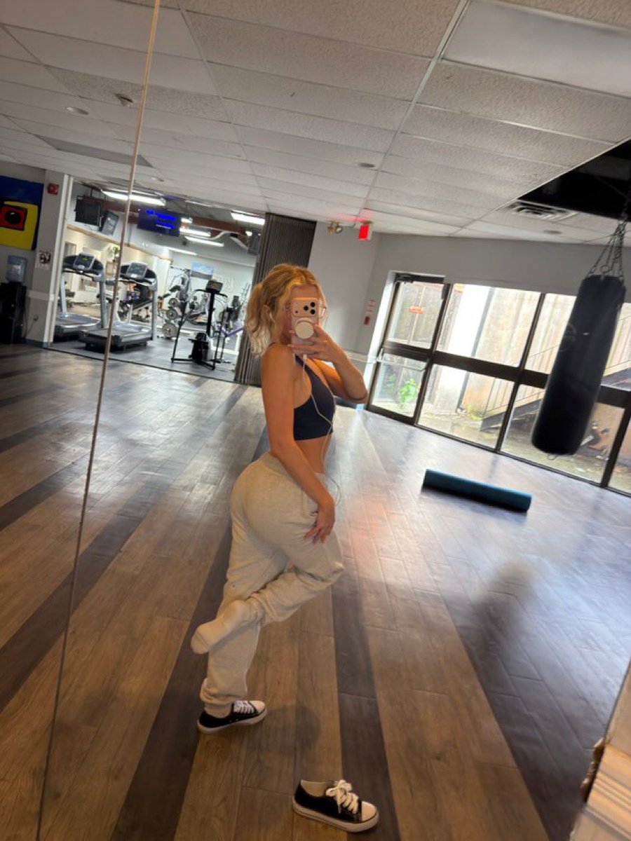 Godnovaaaa's tweet photo. By the time I finish with you, you'll have leaked out all those shameful secrets.

Before you know it blackmail and degradation will become an inescapable way of life.

You'll belong to me
And 
#blackmail #findom #femdom #cuck #loser #beta #hypnosis #sissyfication https://t.co/OoHzIqACyF