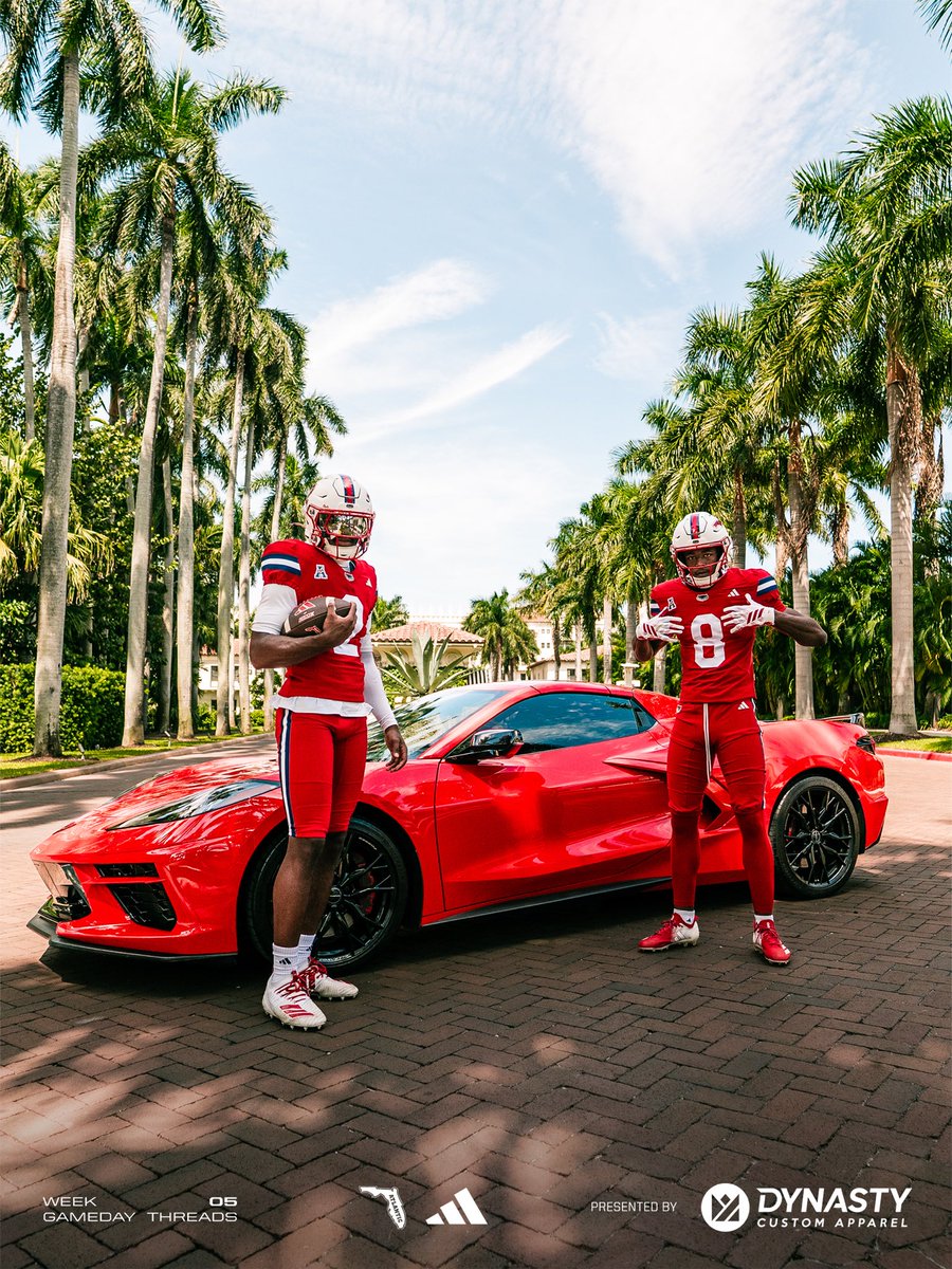 FAUFootball's tweet photo. ⚪️🔴🔴

#WIP🏝️ https://t.co/55G1KqKFn1