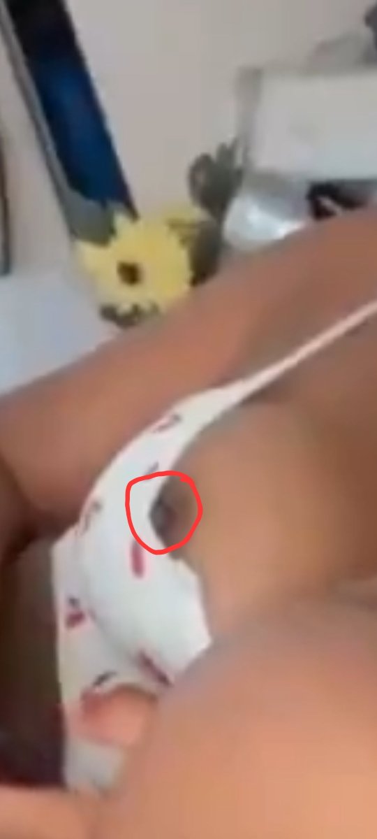 AdekunleGabri's tweet photo. @Abdoulwab_Abass Omo, which kind unawares be this? Atheist tell your frd before starting the video, now u don expose innocent nip https://t.co/2FaTyjDXc0