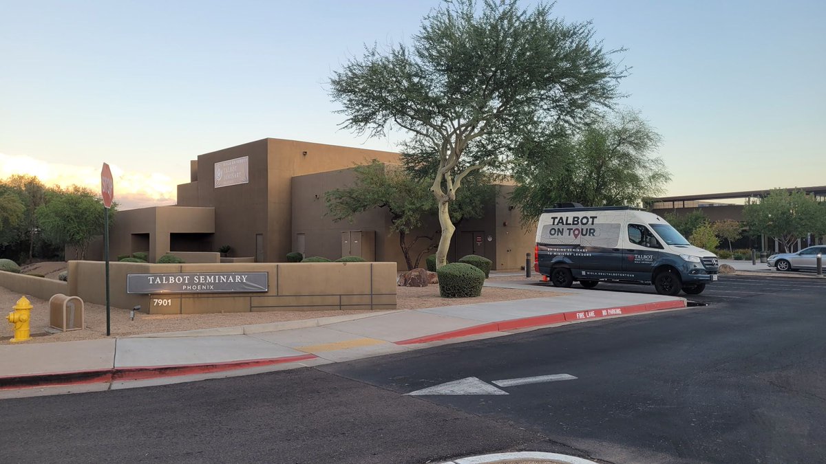 edstetzer's tweet photo. The Talbotron3000 has a new look!

We are launching our new Phoenix campus with a series of events around the valley-- with the Talbotron ready to roll!

Let's go! https://t.co/EMfUGhIKWr