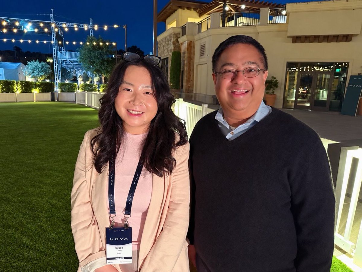 gracegongGG's tweet photo. Nova Future Summit was epic. Huge thank you for the @Wing_VC  team for cohosting and having me at this amazing event!

#novasummit2026 #novasummit https://t.co/2Jwz8BnDio