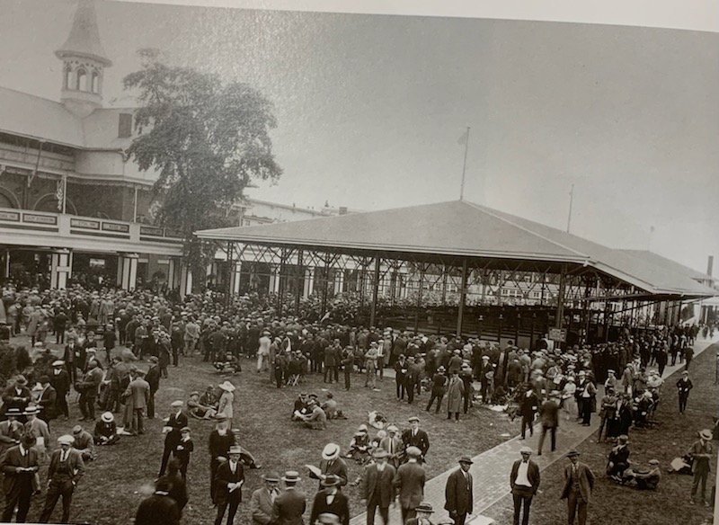 HighPrairieFarm's tweet photo. OTD Oct. 22, 1921. Fall Meet at Churchill Downs comes to close w/Louisville Cup at two miles. E.R. Bradley's 3yo filly Bit o' White wins by 15 lengths &amp; lowers Ten Broeck's 1877 track record by five seconds. Mark stands for 77 years until Libertarian clips it by 2/5ths in 1998. https://t.co/1iOhjIHY1l