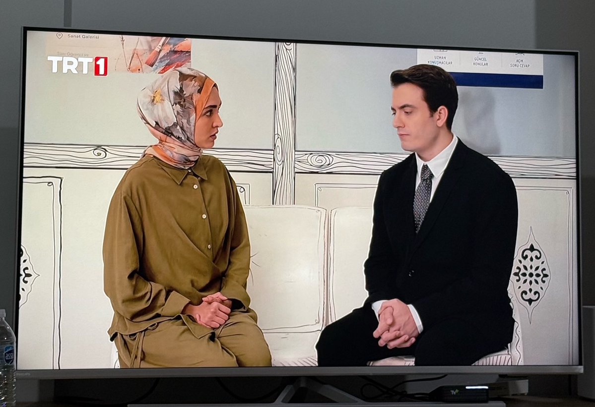R000SE's tweet photo. Yaa bu çifti çok seviomm. 😍😍😍 #EvlilikGüzeldir https://t.co/TTCulInx6I