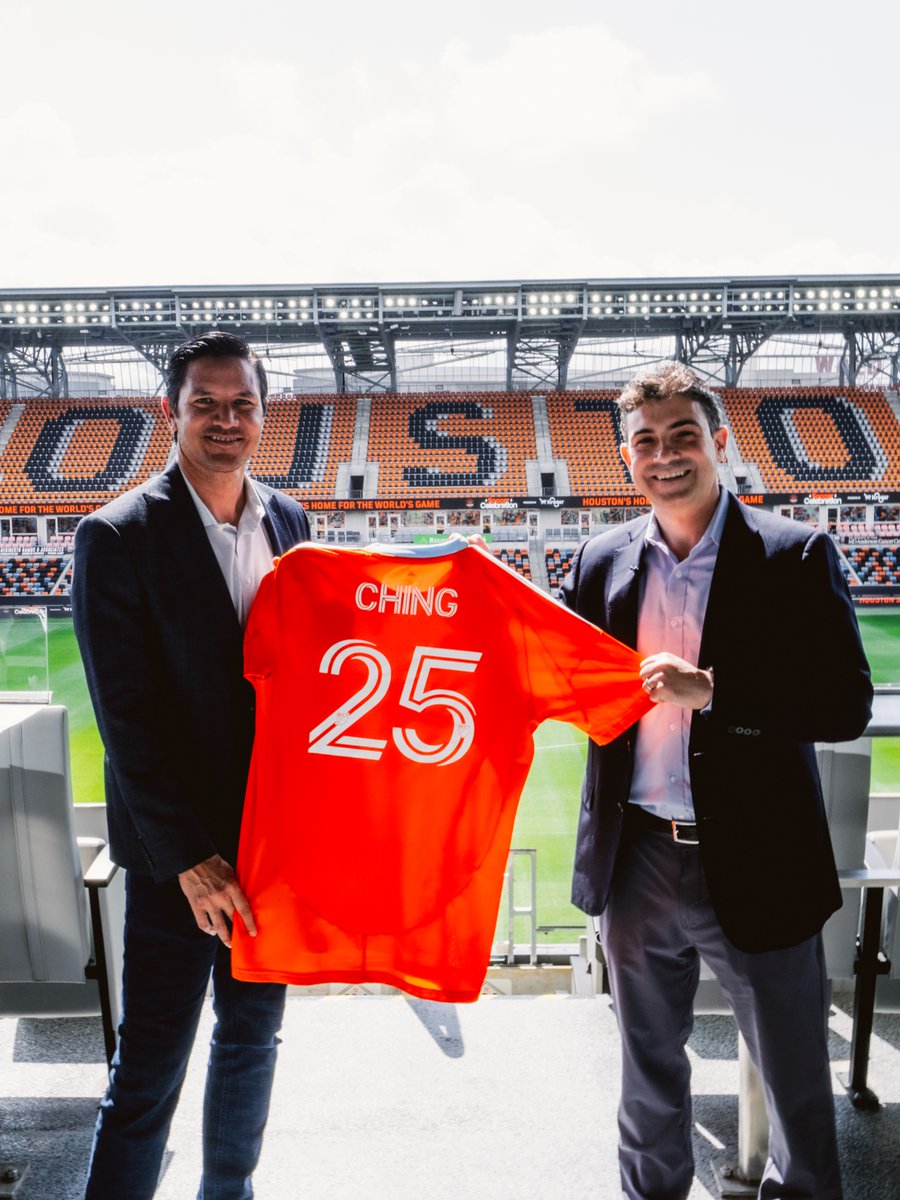 HoustonDynamo's tweet photo. All the feels when Brian first found out 🥹 https://t.co/u5TjbdI4iI