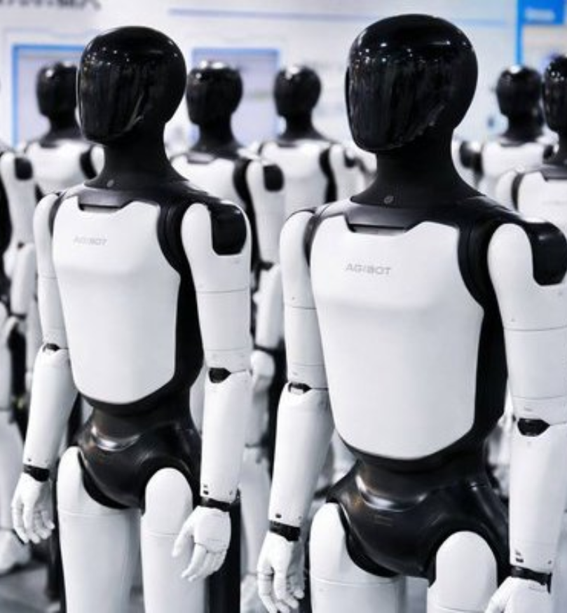 StockSavvyShay's tweet photo. $MU says humanoid robots could need 200GB+ of DRAM and multiple terabytes of storage per unit with several physical AI customers already sampling next gen products.

Micron says physical AI can become a “significant driver of memory and storage demand by the end of this decade” effectively putting server level memory into millions of machines outside the data center.
