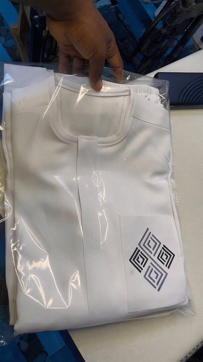 jolexcut's tweet photo. SHOP WITH US 🛒🛍️ Let’s get you looking sharp and fresh 🥂🥶🏷️📩 https://t.co/oMwlfTm9kI