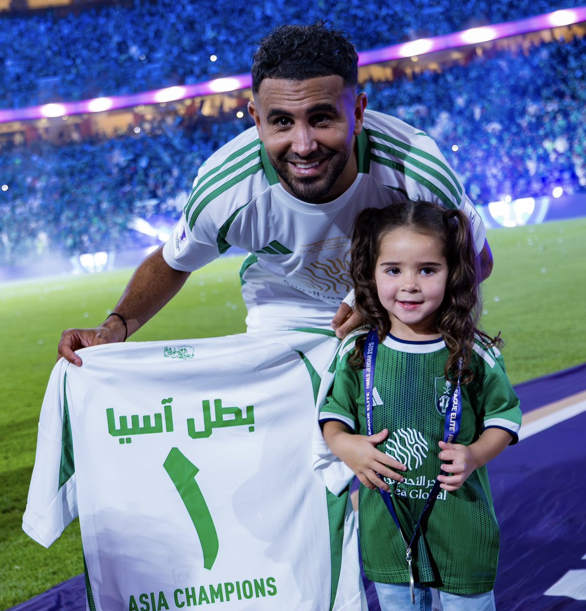 AhliXtra's tweet photo. زوجة نجم #الأهلي السابق رياض محرز عبر “IG”:

سأفتقد هذا المكان الرائع (جدة) الذي شعرت وكأننا في ديارنا، نهاية فصل آخر. https://t.co/5gLuTh0C9s