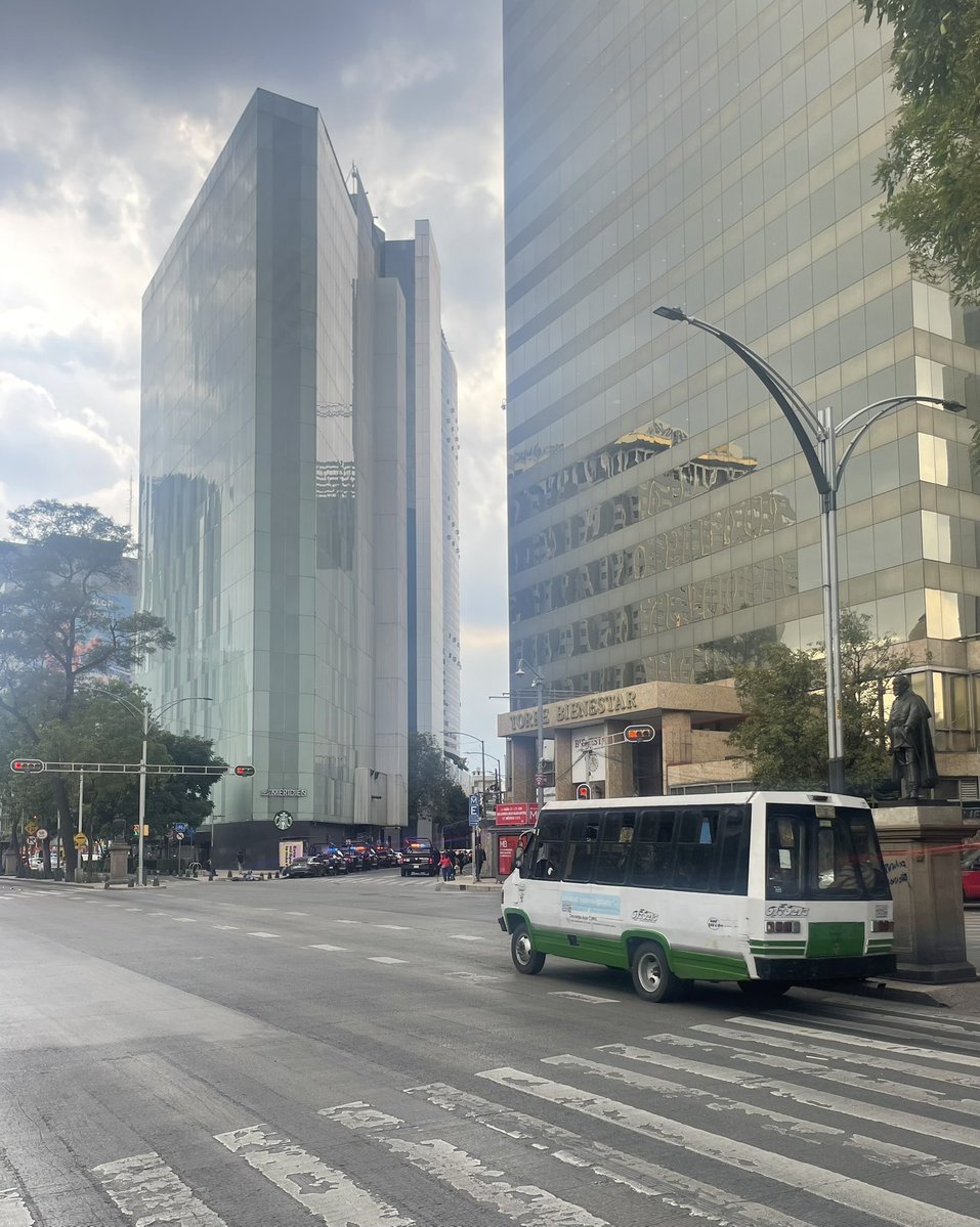 WardRicardo's tweet photo. Increíble que en 2026 estas cosas sigan circulando y encima en Reforma. https://t.co/mx6WDYoOil