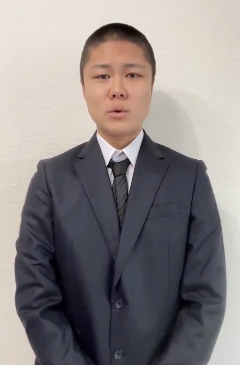 yashazugoi's tweet photo. Pjms should start stanning Pachi, he is the better one, more importantly he can sing. https://t.co/diE83dTPZK