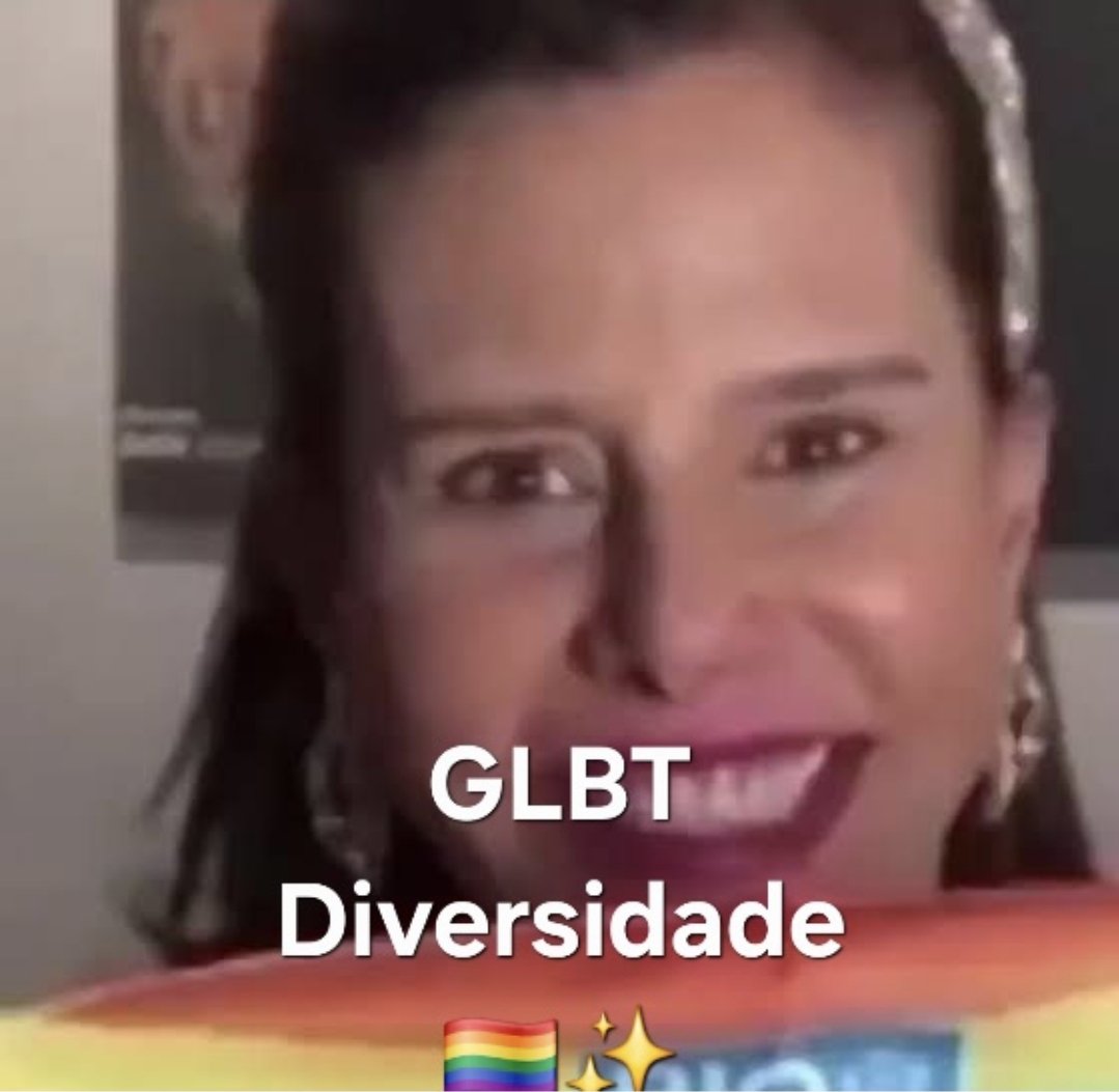 SerPalido's tweet photo. @poptime Os héteros fazendo mais pelos Homosexuais que essa militância identitárista.
Enquanto estamos discutindo "bifobia" e casal hetero que se identifica como lgbt.
Casamento homoafetivo vive pendurado por decisão do STF e a gente abraçando palta do cavalo de Tróia. https://t.co/1N1QsE7Bsp