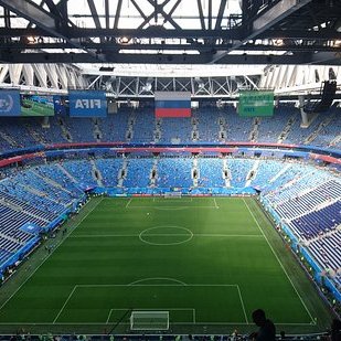 RapMais's tweet photo. 🚨 KANYE WEST TEM DOIS SHOWS CANCELADOS NA RÚSSIA APÓS MAIS DE 100 MIL INGRESSOS SEREM VENDIDOS

As apresentações aconteceriam na Gazprom Arena, em São Petersburgo, mas o gerente do estádio afirmou que nunca chegou a assinar um contrato para receber Ye. A produtora confirmou o cancelamento nesta quarta